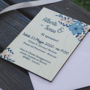 Partecipazione in legno "Floreal Blue"