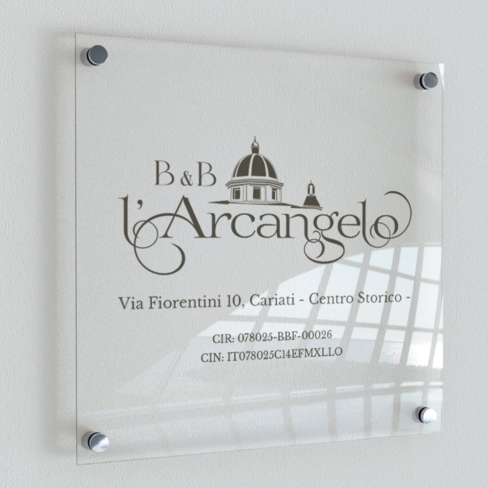 Targa in plexiglass per strutture ricettive